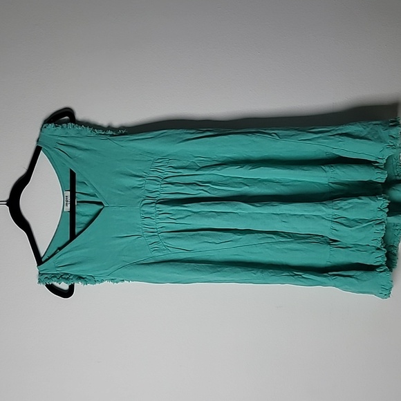 Umgee Green Linen Blend Raw Hem Flutter Sleeve Mini Dress Size Small - Picture 2 of 4